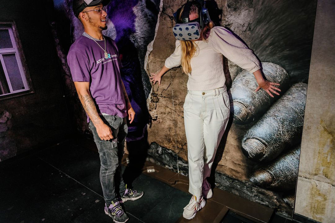 A'DAM VR Top Phobia Scared of Heights Experience