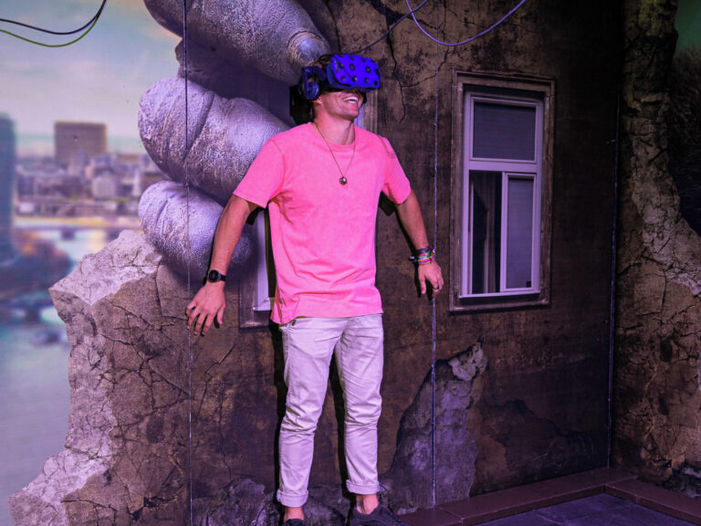 vr fear of heights game at A'DAM VR Game & Race Park in Amsterdam