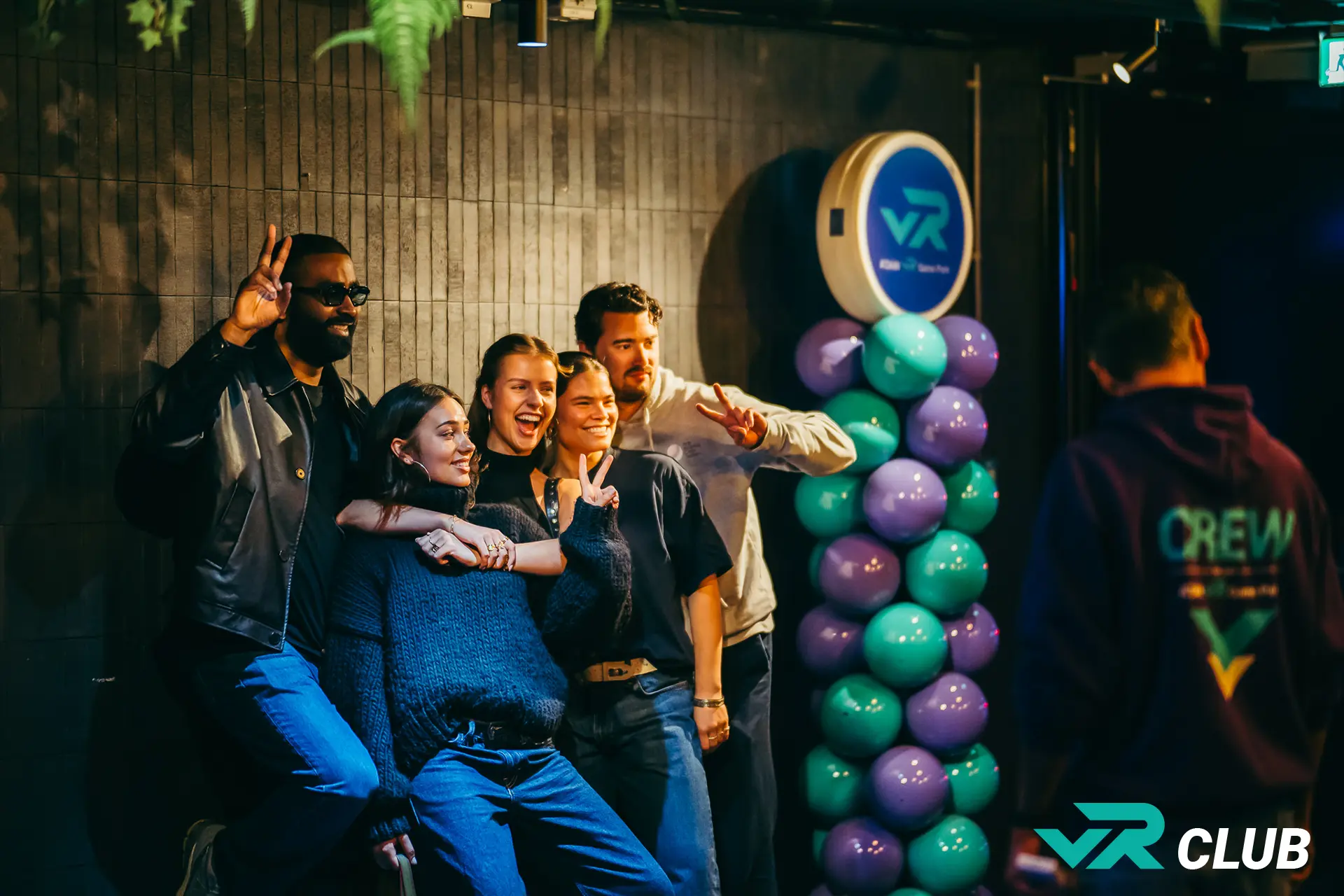 VR CLUB bij ADAM VR Game Race Park in Amsterdam onder de ADAM TOREN_2