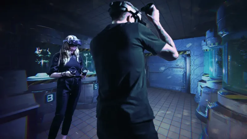 Hallucination VR Escape Room A'DAM-VR Game & Race Park Amsterdam play