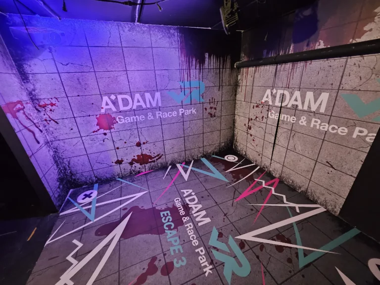 Hallucination VR Escape Room A'DAM VR Game & Race Park