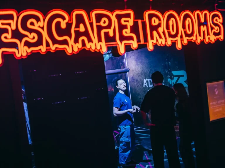 The Dolls Room VR Escape Room A'DAM VR Game & Race Park